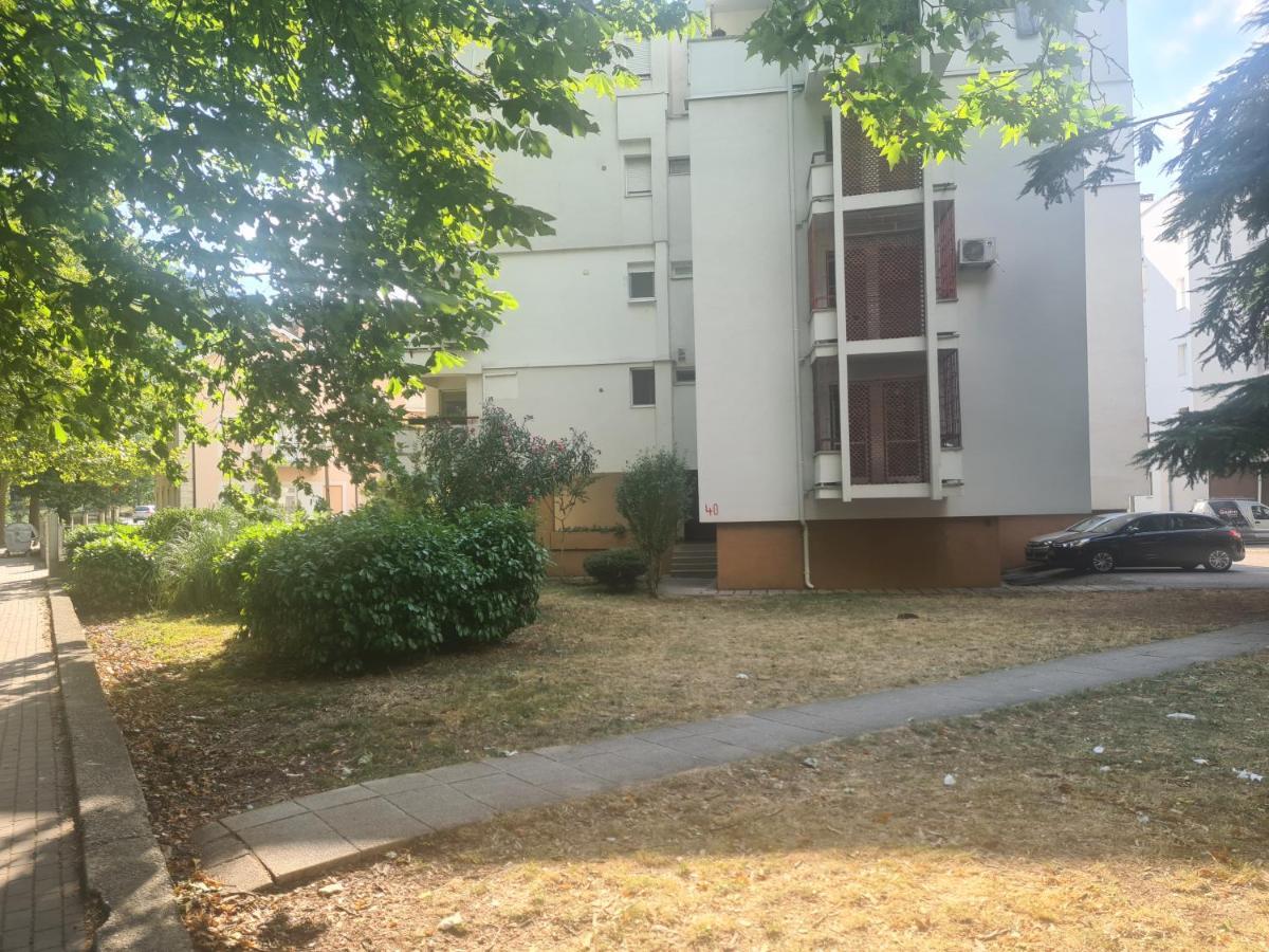 City Mid Mostar Apartment 외부 사진